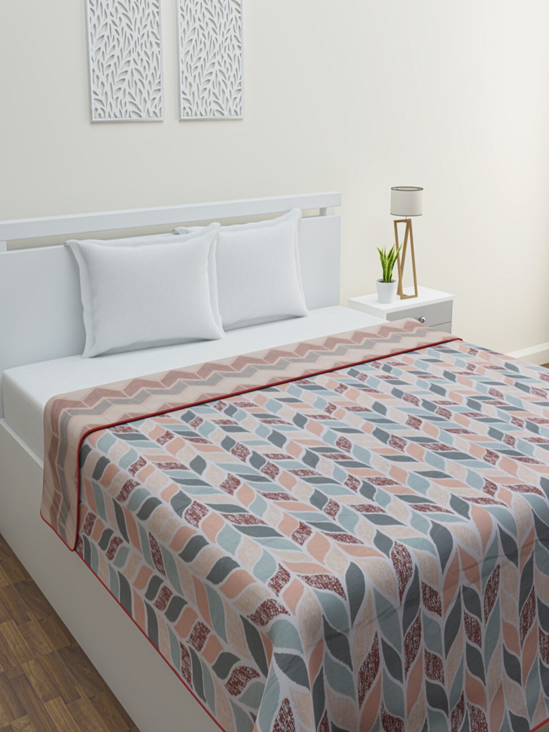 

HOME AFFAIRS Peach-Coloured AC Room 300 GSM Double Bed Dohar