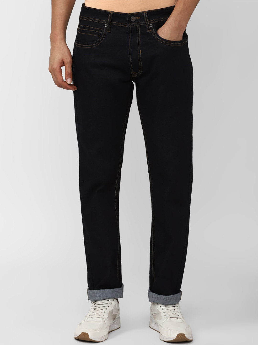 

Peter England Casuals Men Clean Look Stretchable Jeans, Black