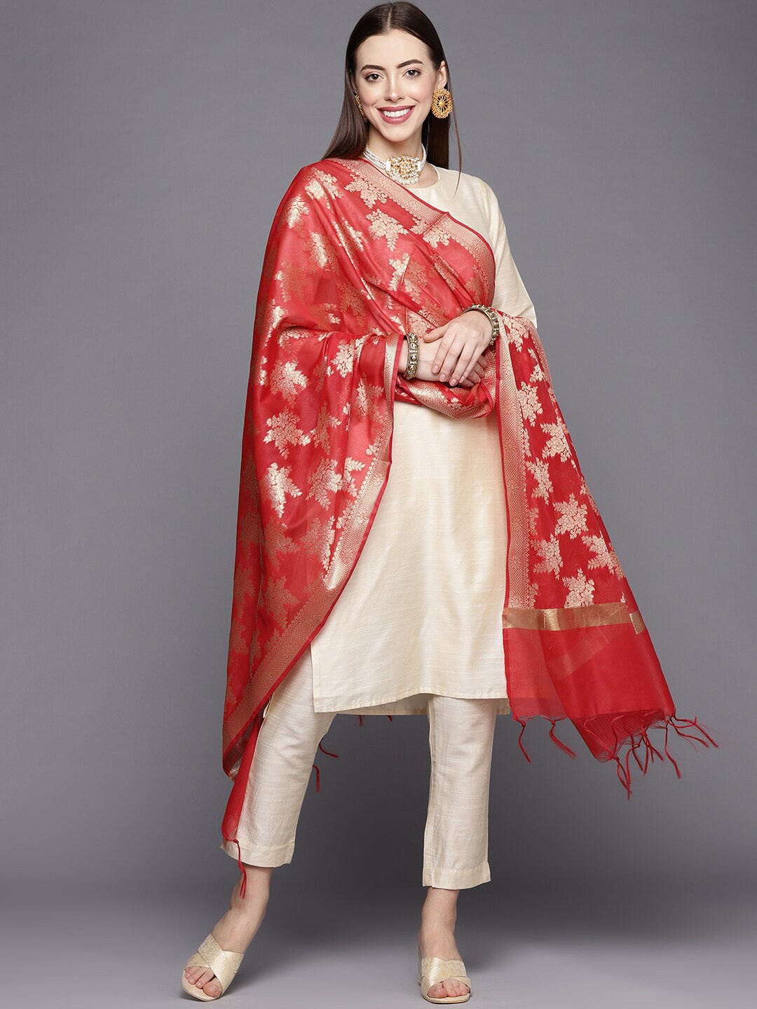 

PINKSKY Red & Gold-Toned Woven Design Dupatta with Zari