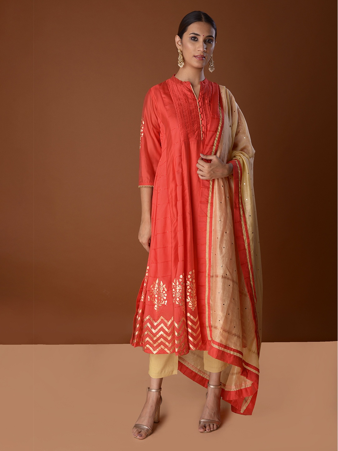 

PINKSKY Beige & Red Embroidered Pure Silk Dupatta with Mirror Work