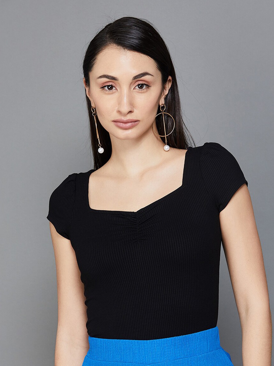 

CODE by Lifestyle Sweetheart Neck Knitted Top, Black