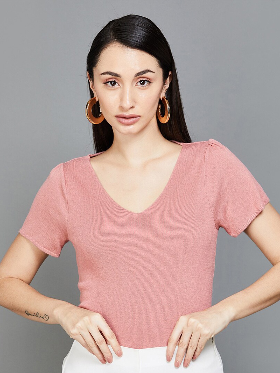 

CODE by Lifestyle Solid V-Neck Top, Pink