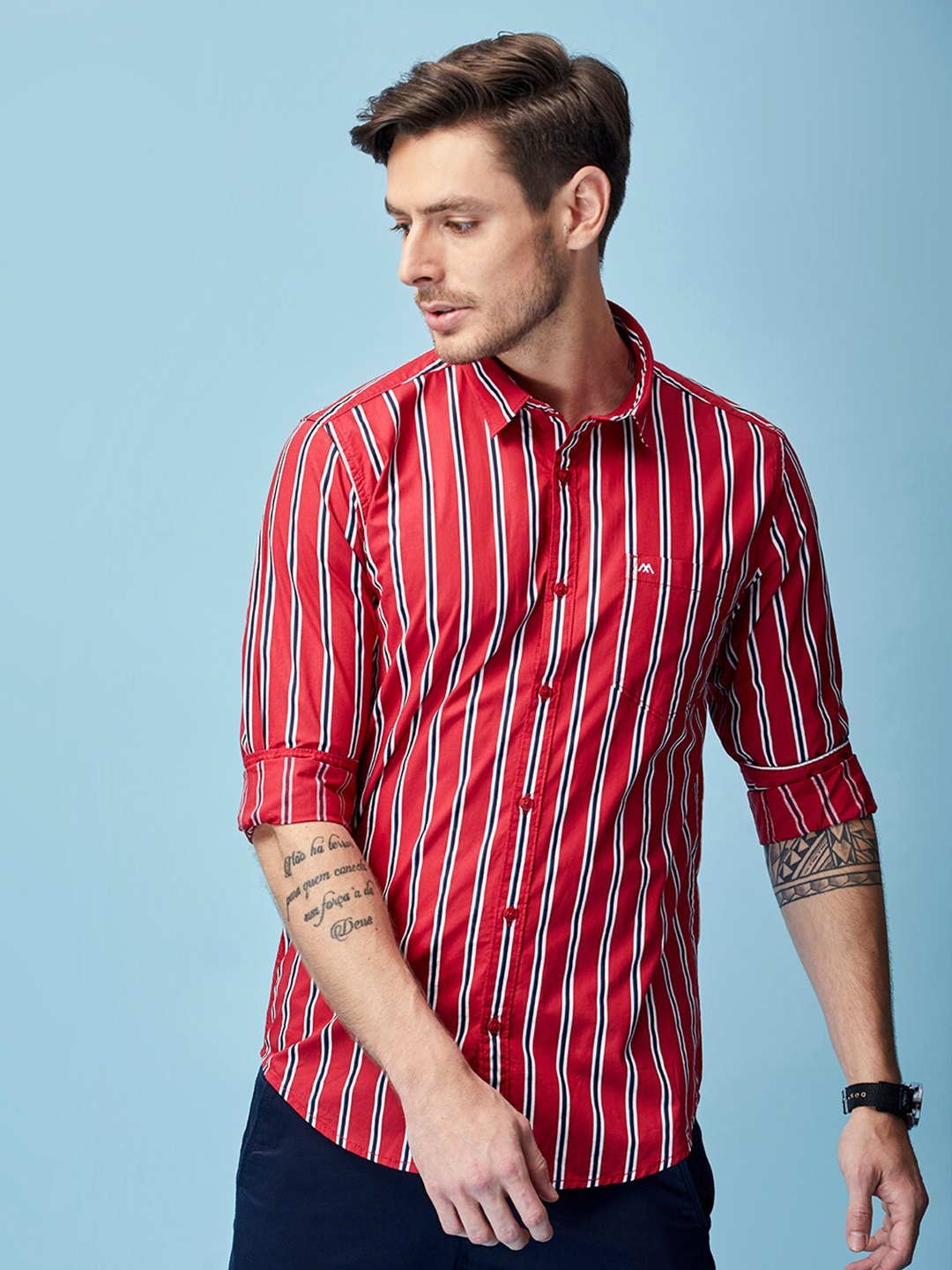 

MOZZO Men Navy Blue Classic Slim Fit Opaque Striped Casual Shirt