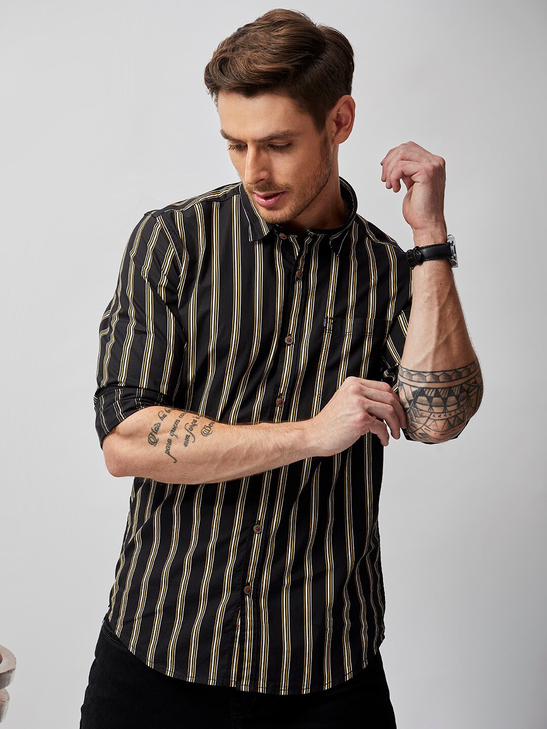 

MOZZO Vertical Striped Classic Slim Fit Cotton Casual Shirt, Black