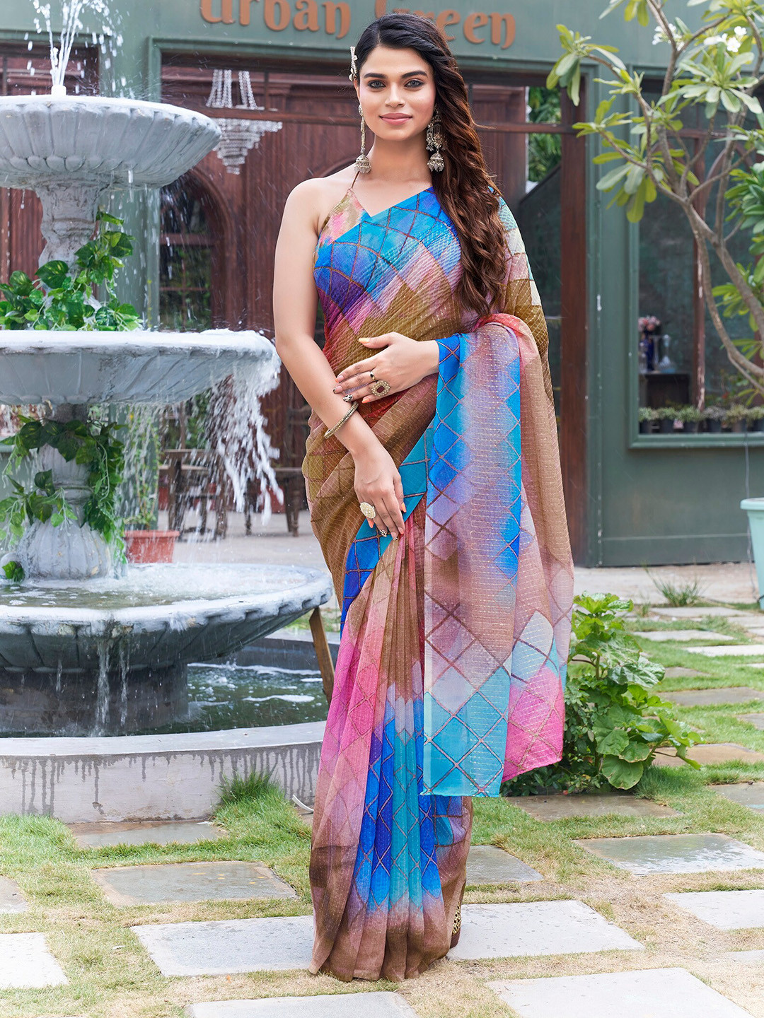 

SARIYA Checked Sequinned Pure Georgette Saree, Tan