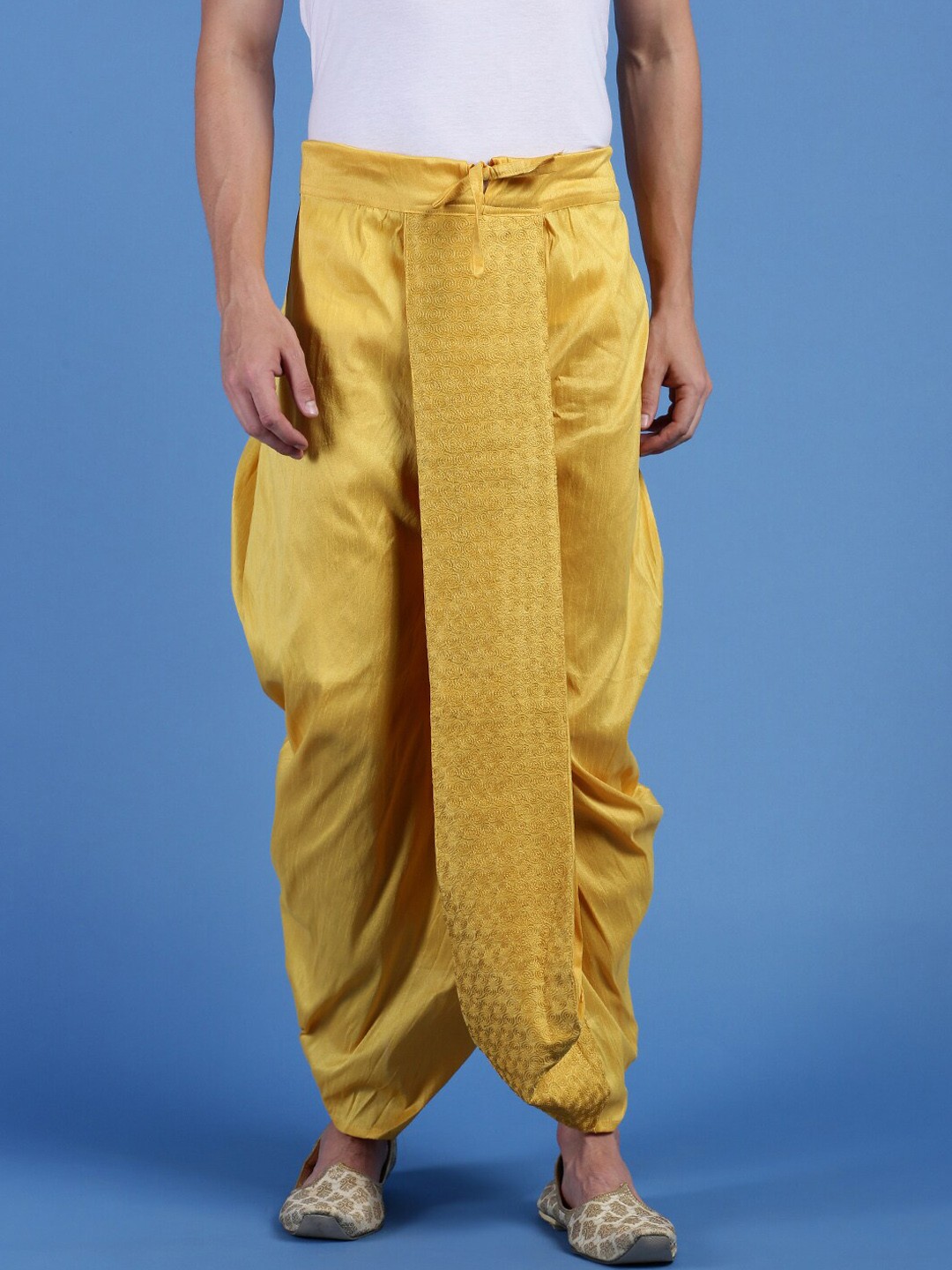 

Sanwara Self Designed Dhoti Pants, Black