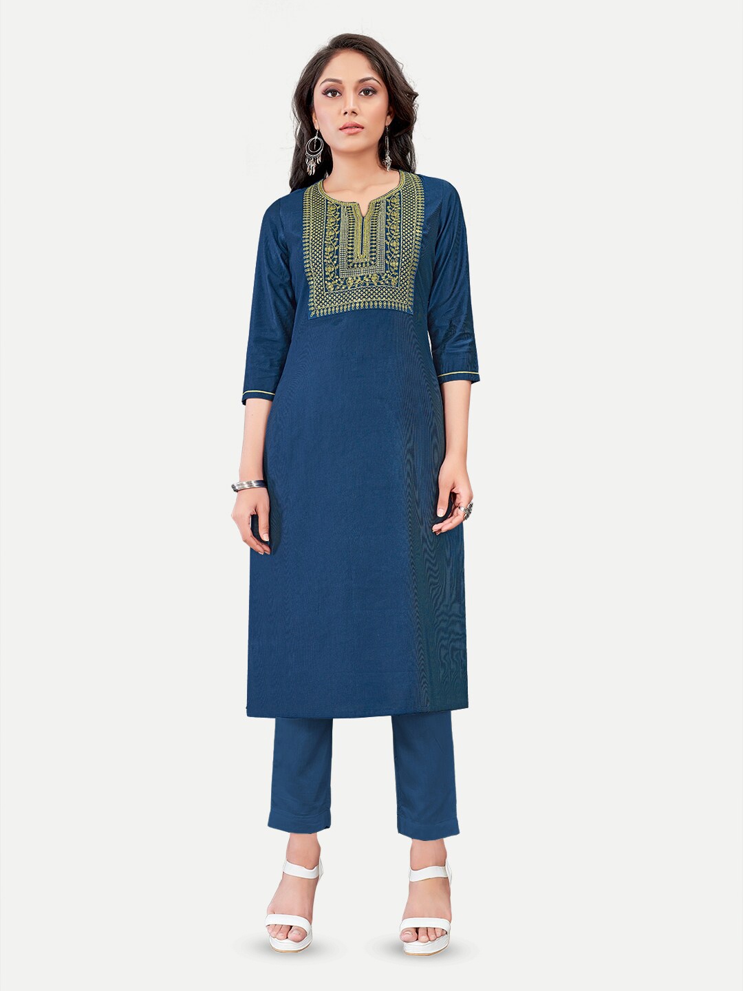 

Riti Ethnic Motifs Embroidered Round Neck Regular Kurta, Blue