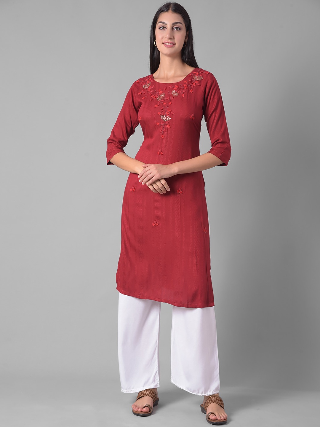 

Dollar Missy Geometric Woven Design Thread Work Kurta, Maroon