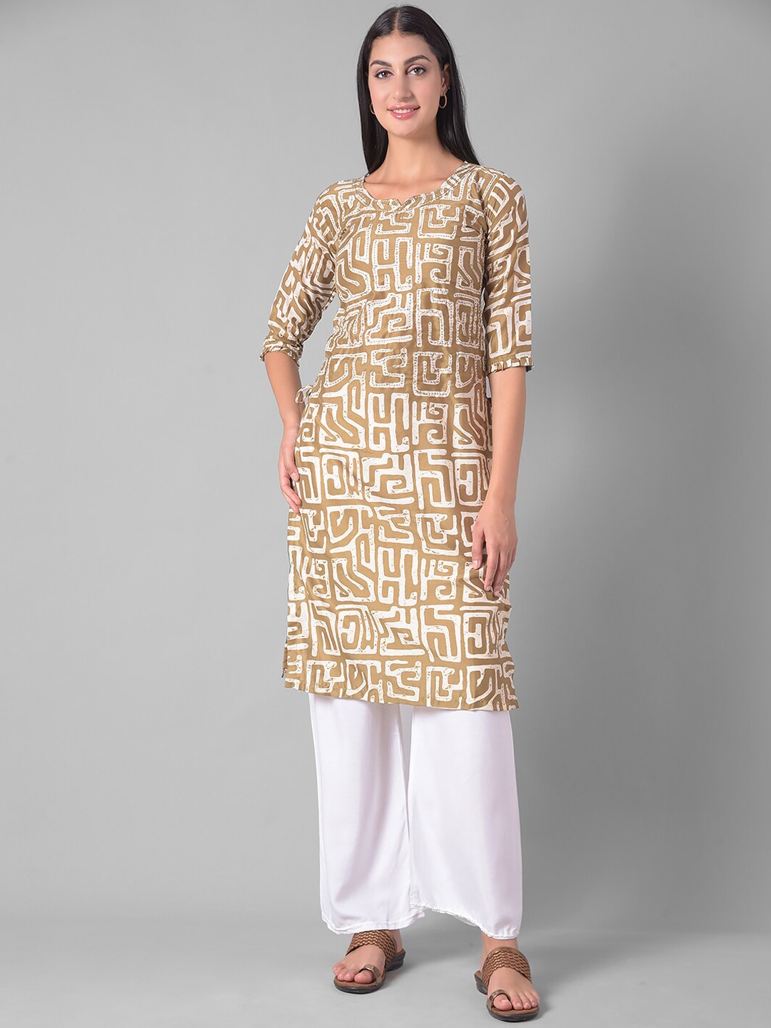 

Dollar Missy Abstract Print Three-Quarter Sleeves Thread Work Kurta, Beige