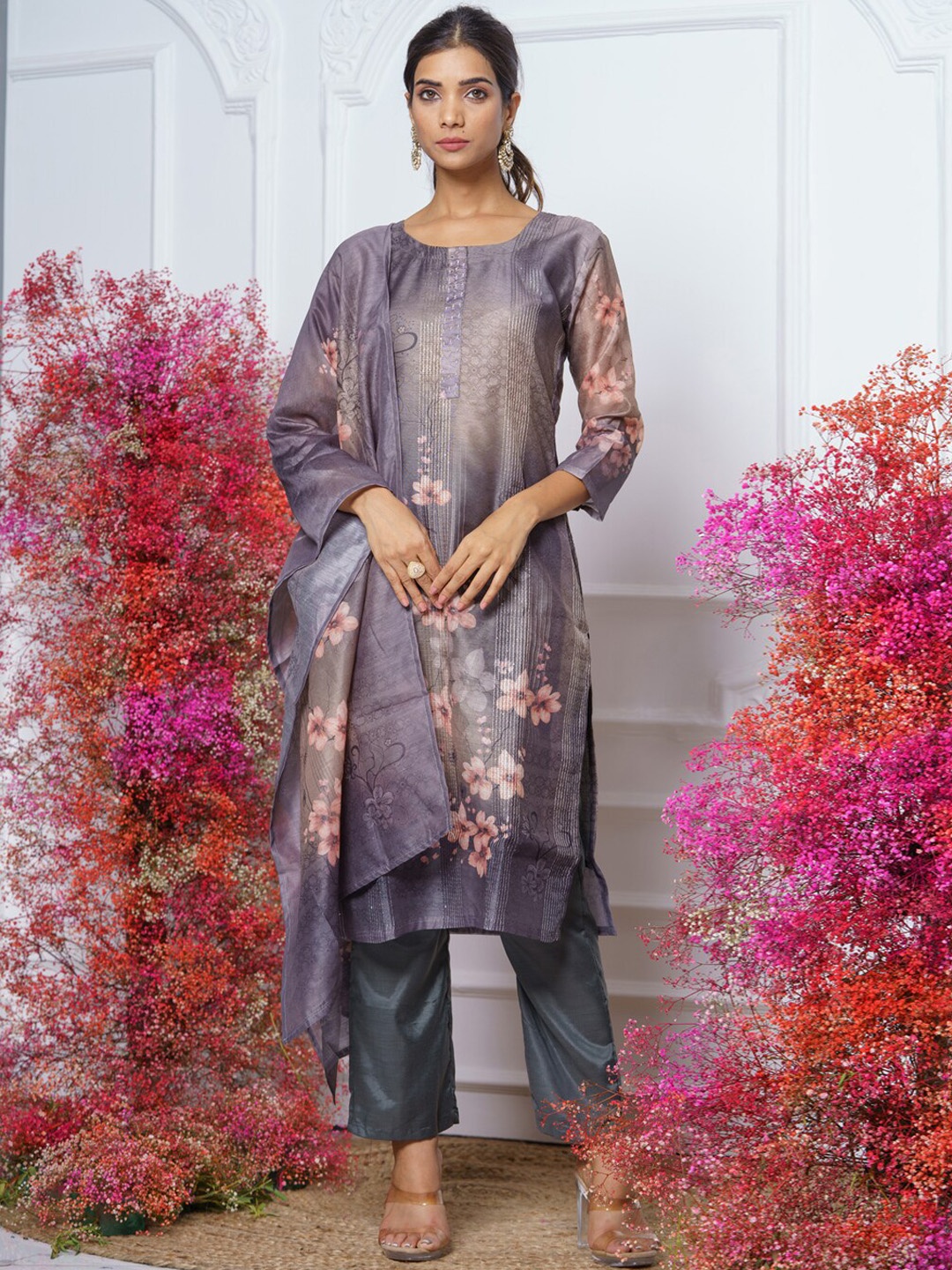 

Ishin Grey Floral Printed Round Neck Chanderi Silk Kurta Set With Dupatta