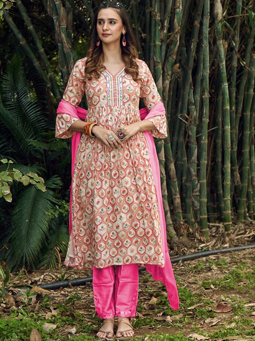 

Ishin Green Ethnic Motifs Printed Bell Sleeves Sequinned Cotton Kurta Set With Dupatta, Peach