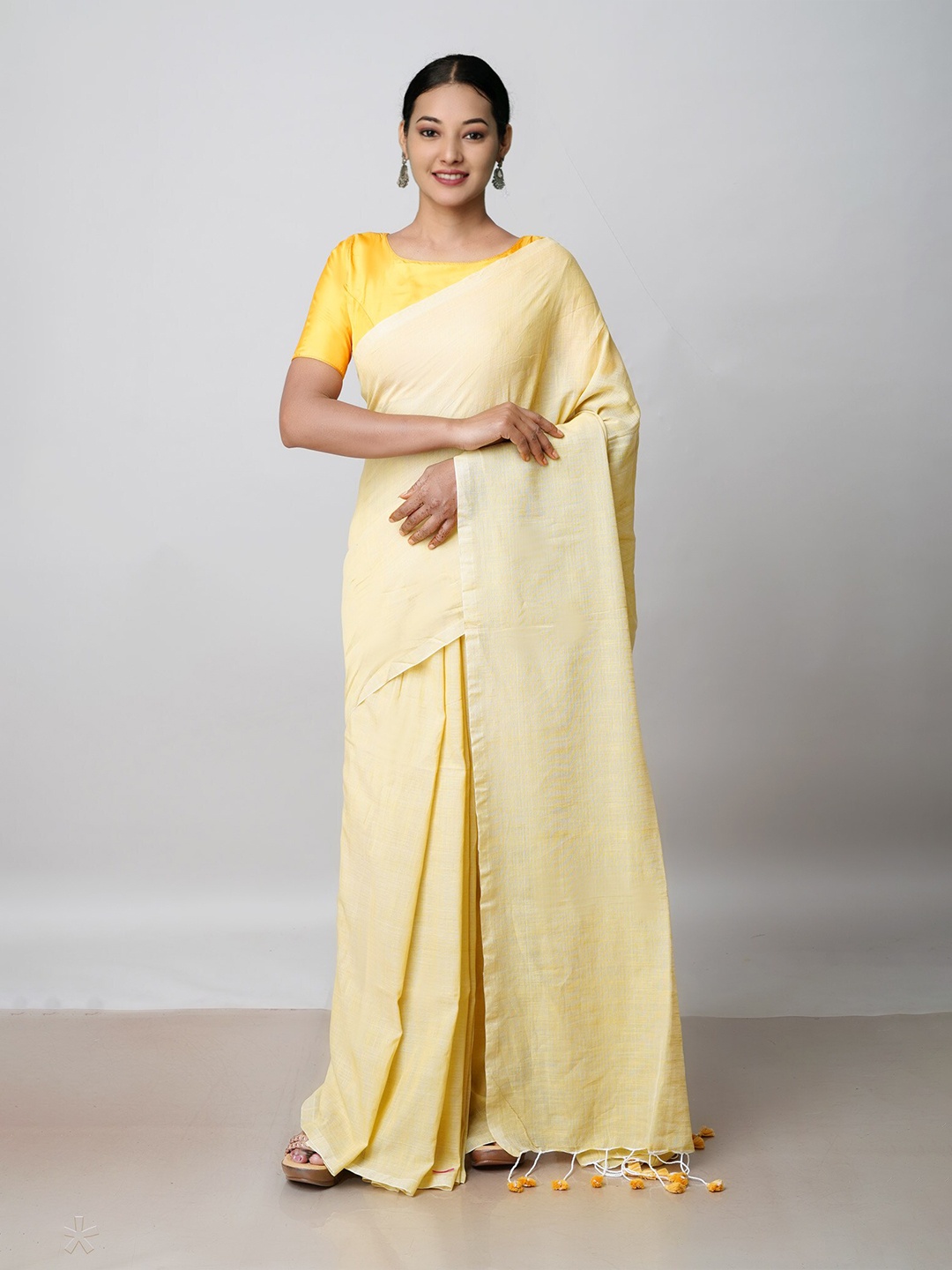 

Unnati Silks Pure Linen Jamdani Saree, Cream