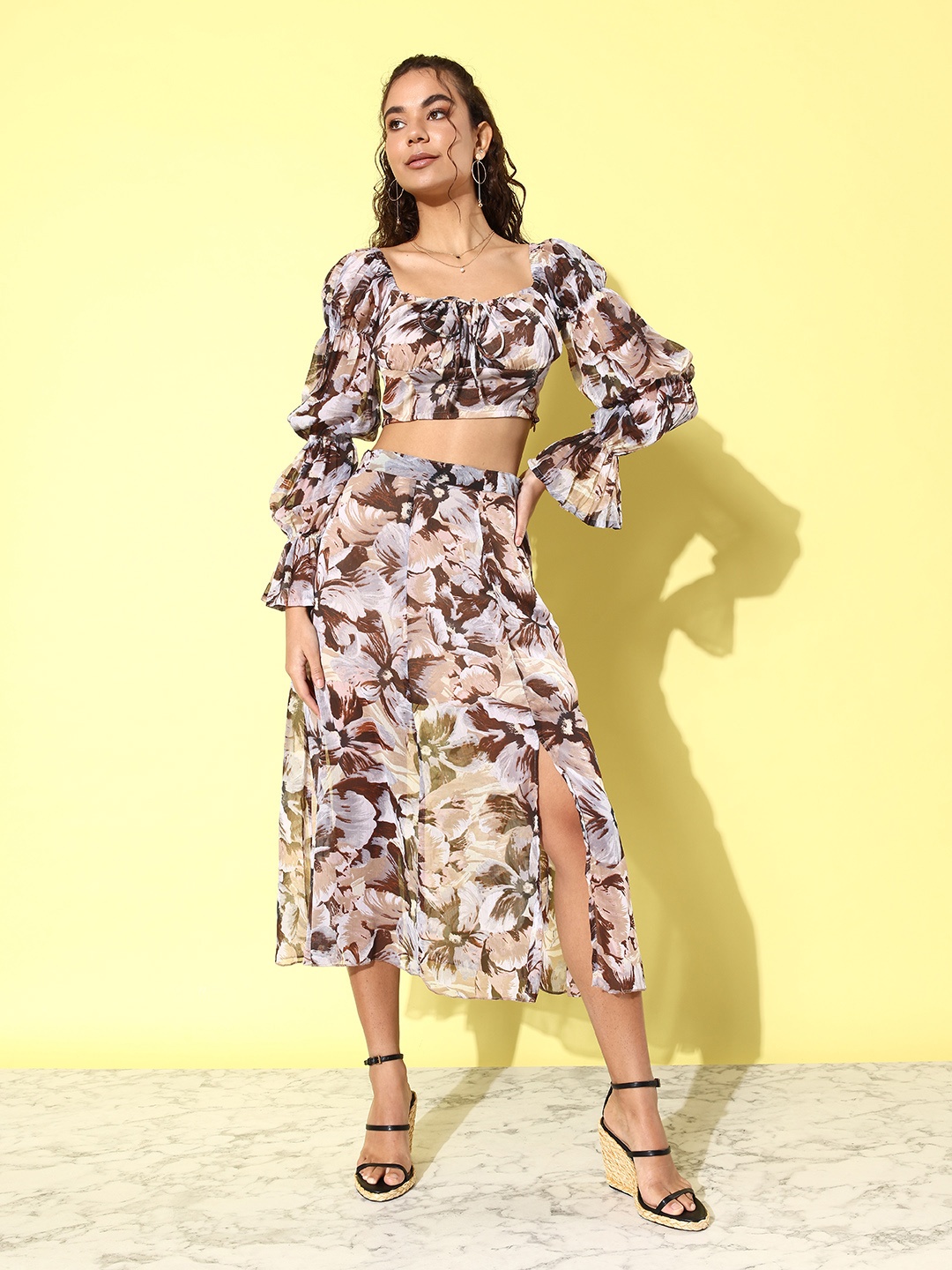 

ANVI Be Yourself Beige & Brown Floral Printed A-Line Midi Skirt