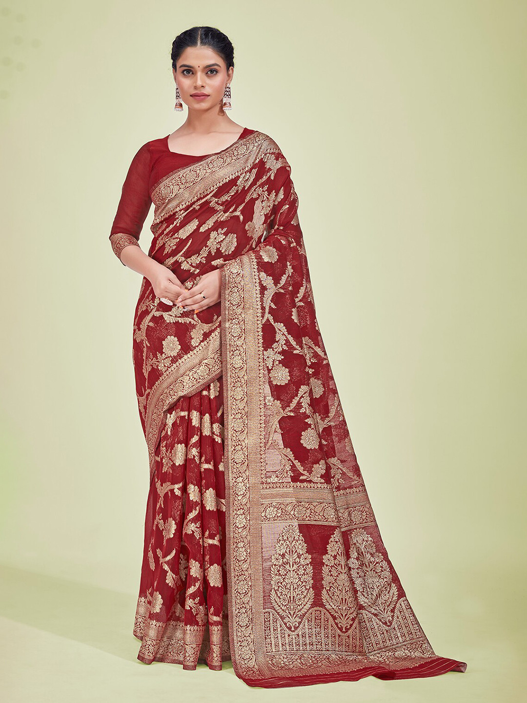 

MONJOLIKA FASHION Ethnic Motifs Woven Design Zari Banarasi Saree, Red