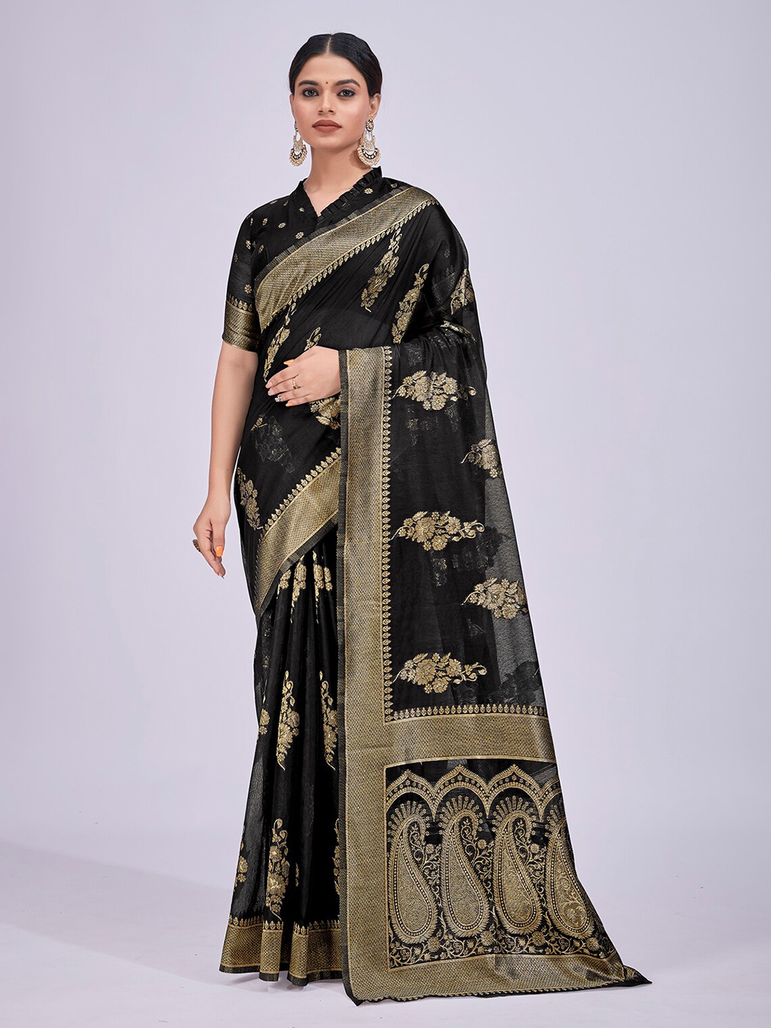 

MONJOLIKA FASHION Ethnic Motifs Woven Design Zari Banarasi Saree, Black
