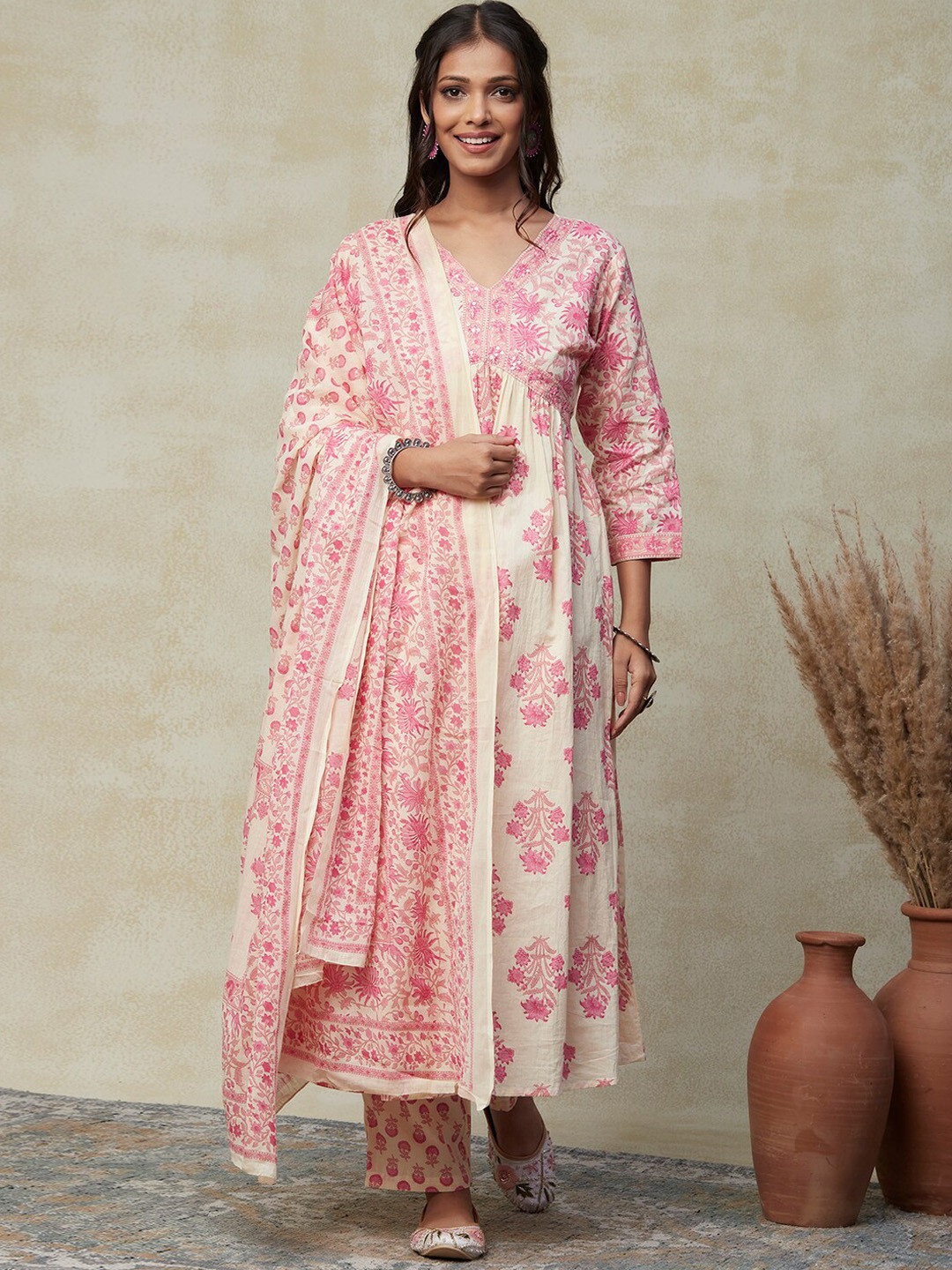 

FASHOR Floral Printed A-Line Empire Thread Work Pure Cotton Kurta Set With Dupatta, Pink