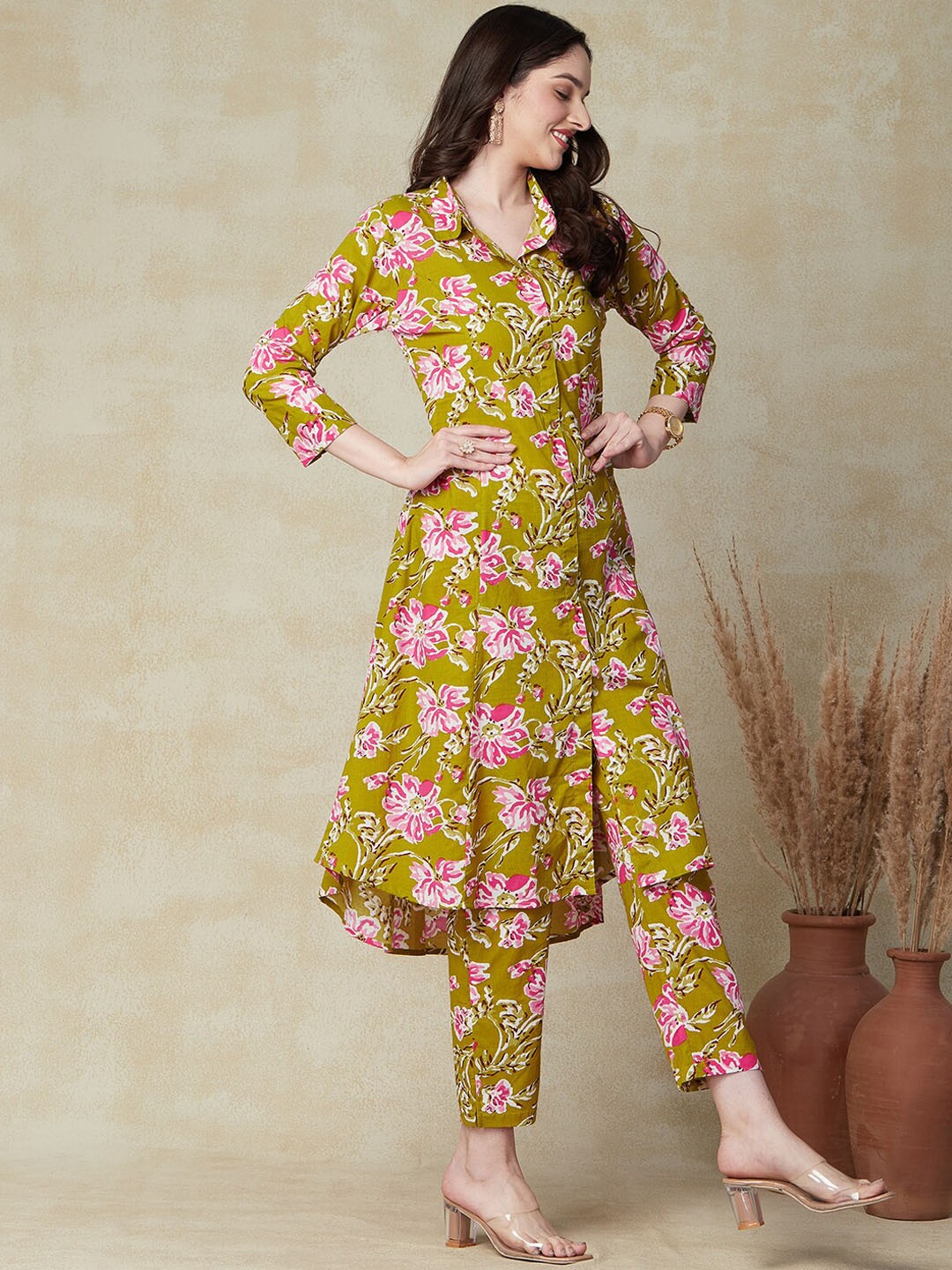 

FASHOR Green Floral Printed Pure Cotton Kurta with Trousers