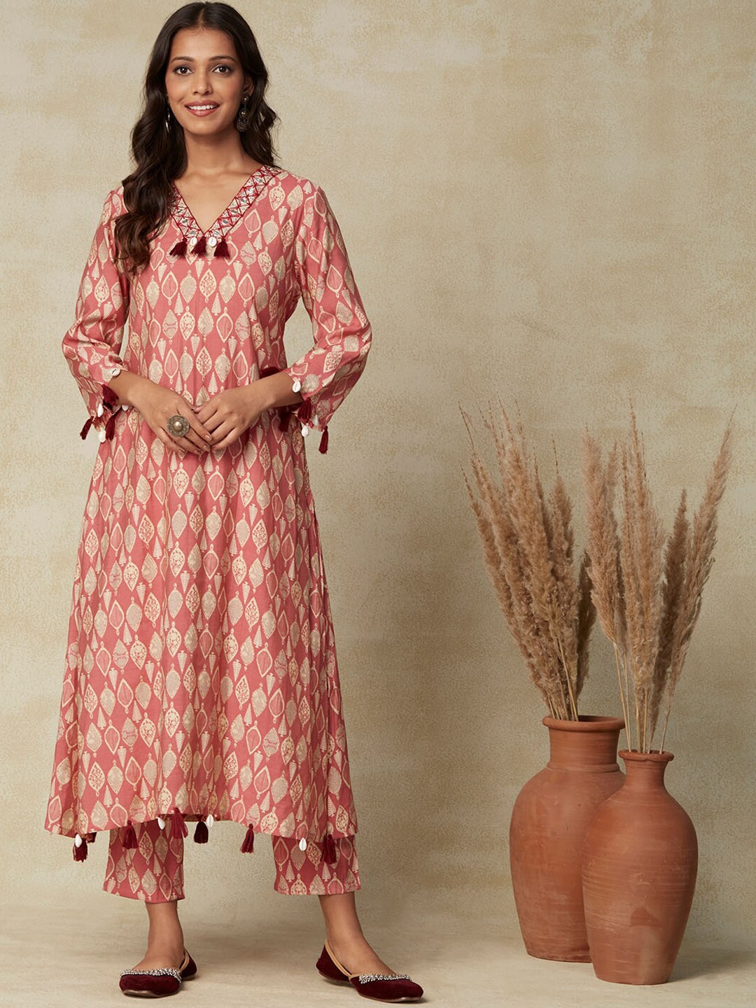 

FASHOR Rose Gold Ethnic Motifs Printed Kurta with Trousers