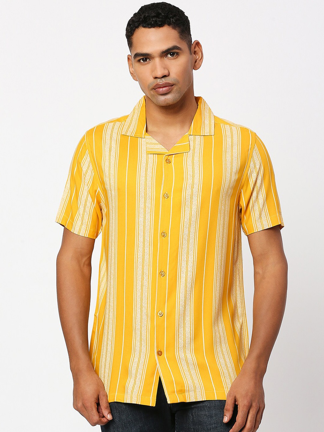 

MOD ECRU Striped Casual Shirt, Yellow