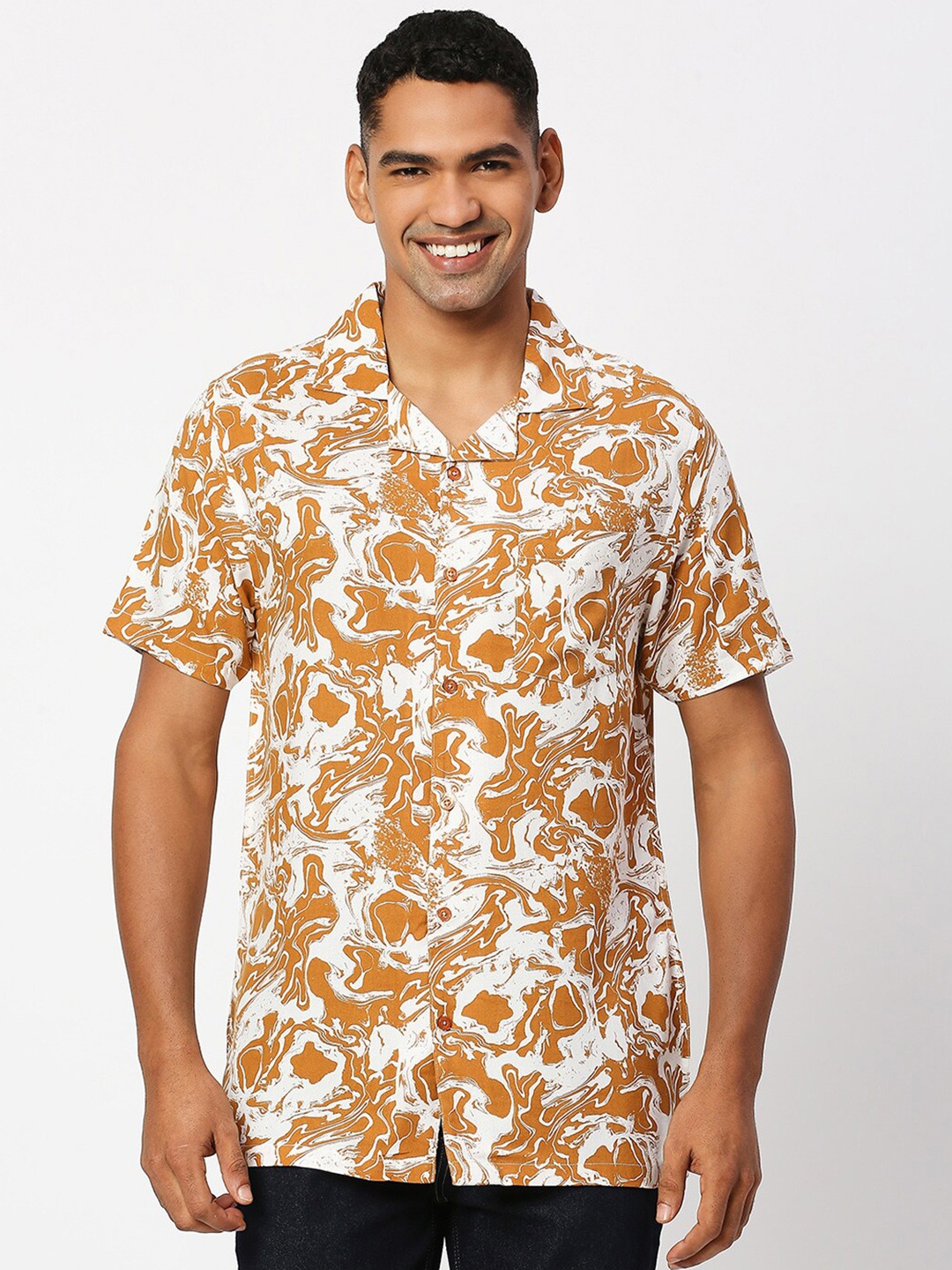 

MOD ECRU Abstract Printed Cuban Collar Casual Shirt, Mustard