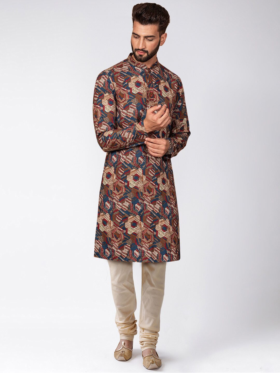 

KISAH Geometric Printed Mandarin Collar Straight Kurta with Churidar, Blue