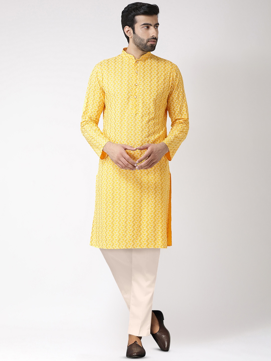 

KISAH Geometric Printed Mandarin Collar Staright Kurta with Trousers, Yellow