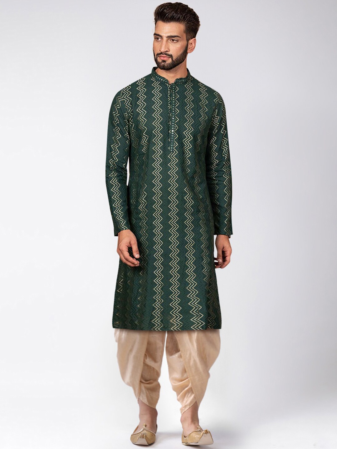 

KISAH Geometric Embroidered Thread Work Mandarin Collar Straight Kurta with Dhoti Pants, Green