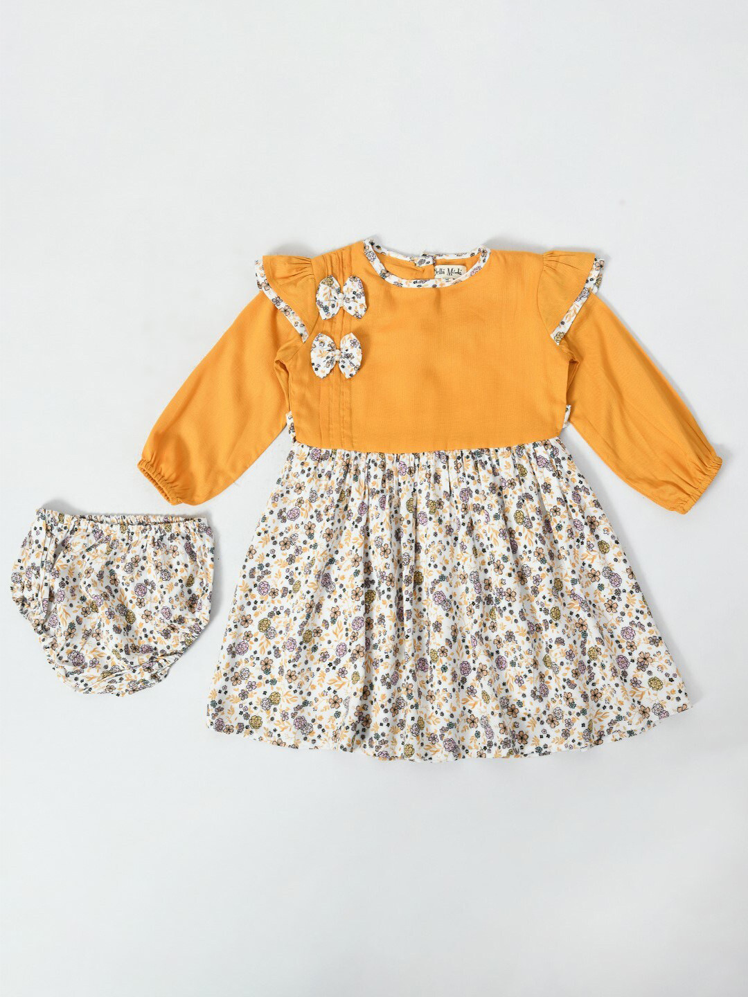 

Bella Moda White Floral Print Puff Sleeve Fit & Flare Dress
