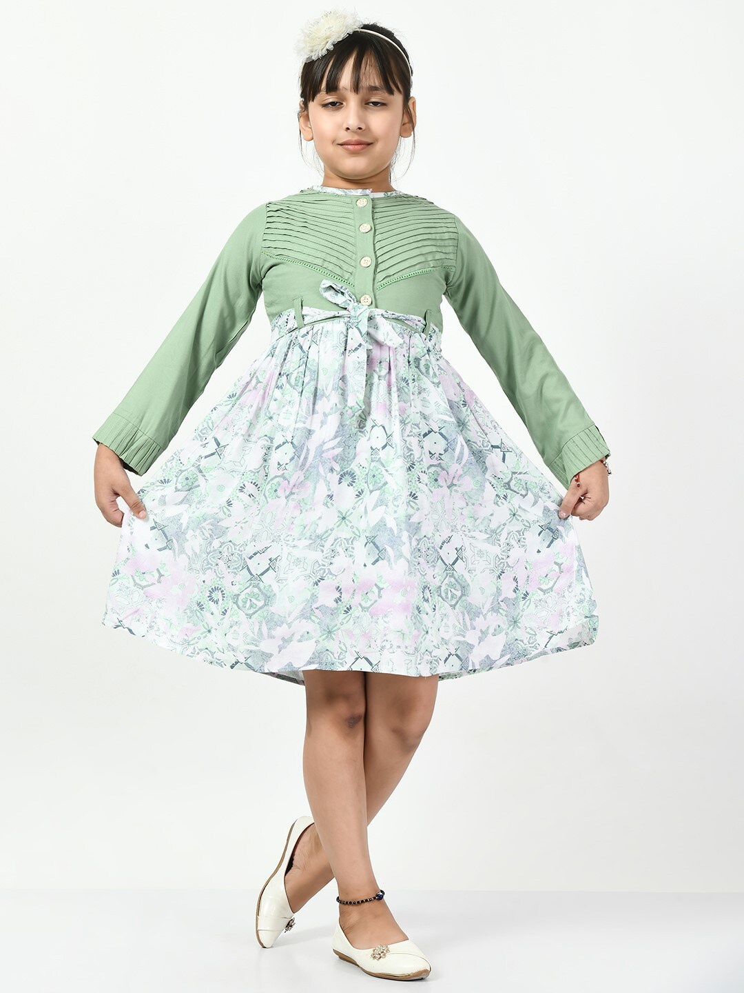 

Bella Moda Girls Floral Printed Pleated Detail Pure Cotton A-Line Dress, Green