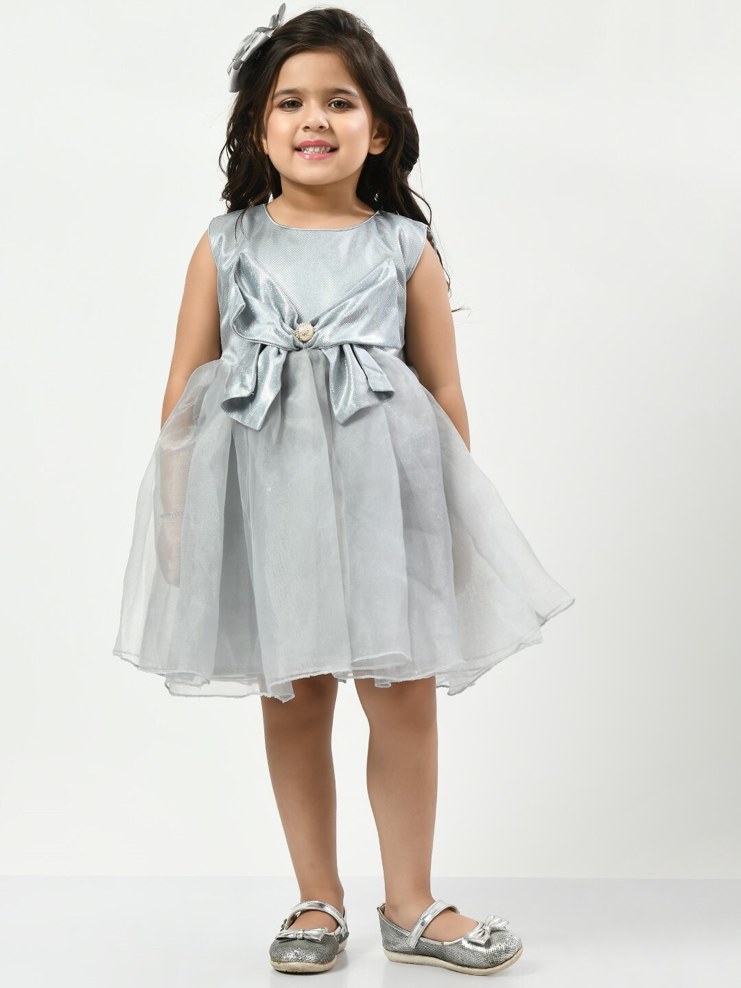 

Bella Moda Girls Self Design Round Neck Gathered Fit & Flare Dress, Grey