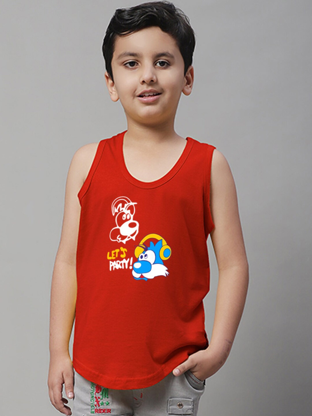 

Friskers Boys Printed Scoop Neck Pure Cotton Gym Vest, Red