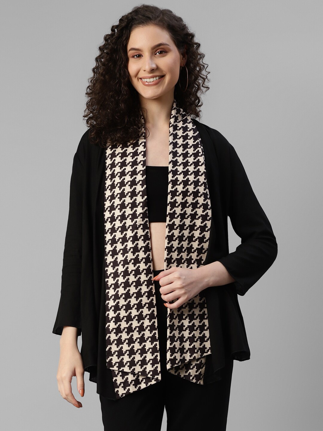 

DEEBACO Checked Longline Shrug, Black