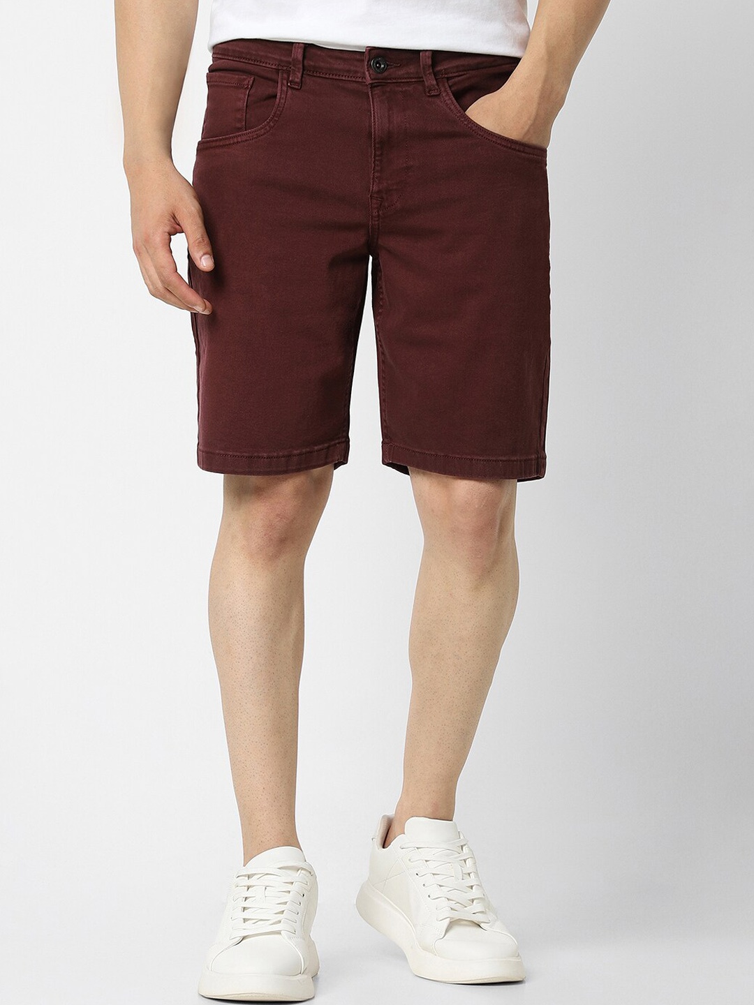 

VAN HEUSEN DENIM LABS Men Regular Fit Mid-Rise Denim Shorts, Maroon