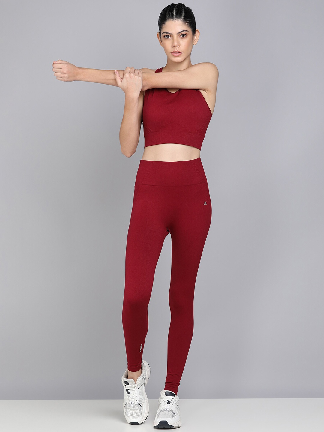 

KOBO High-Rise Anti-slip Technology Sport Bra & Tights Tracksuit, Maroon