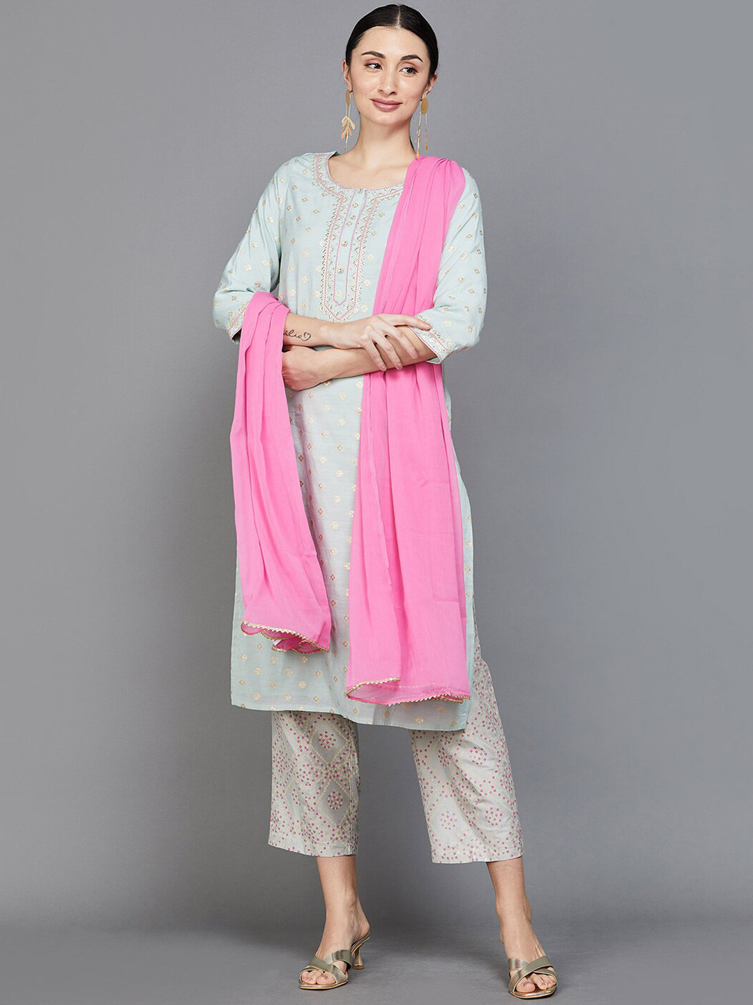 

Melange by Lifestyle Round Neck Ethnic Motif Printed Kurta & Trousers With Dupatta, Blue