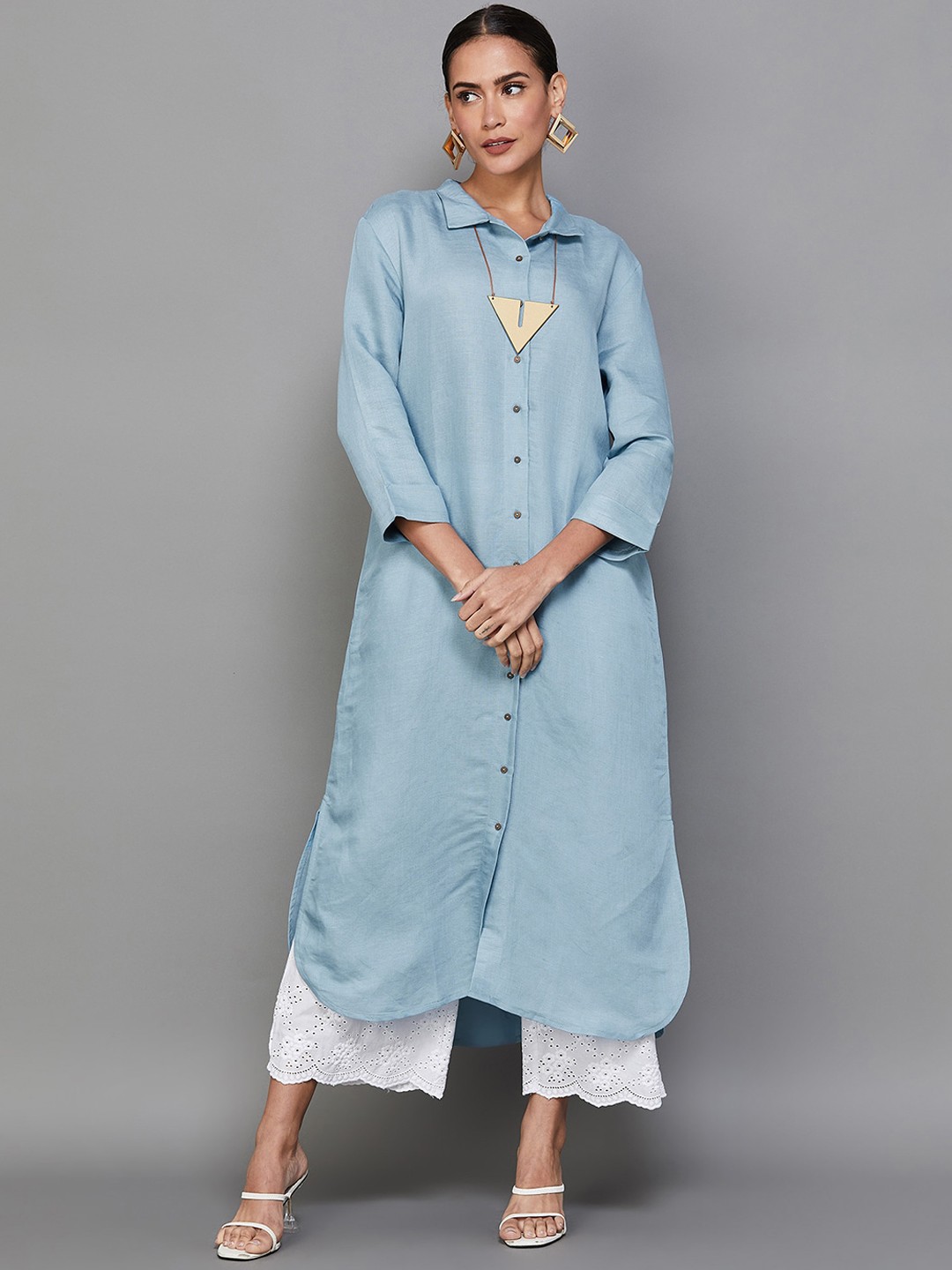 

Melange by Lifestyle Shirt Collar A-Line Panelled Kurta, Blue