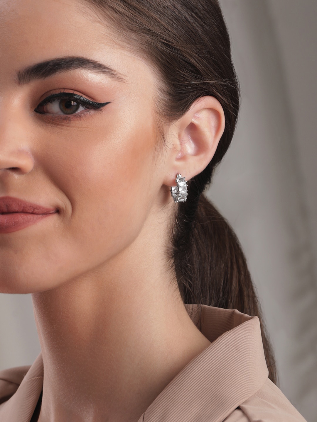 

Rubans Voguish Stone Studded Sterling Silver Hoop Earrings