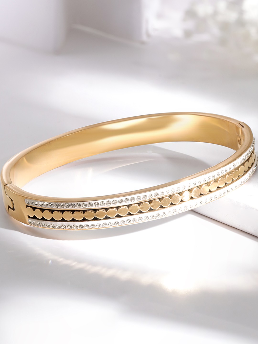 

Rubans Voguish Gold-Plated Bangle-Style Bracelet