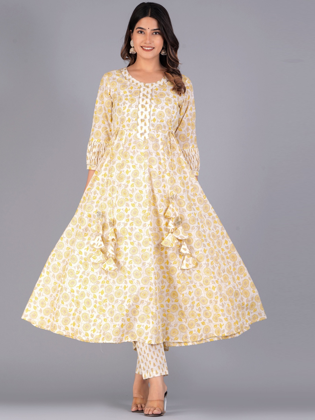 

JAIPURI COLLECTION Floral Printed Regular Pure Cotton Kurta With Trousers & Dupatta, Yellow