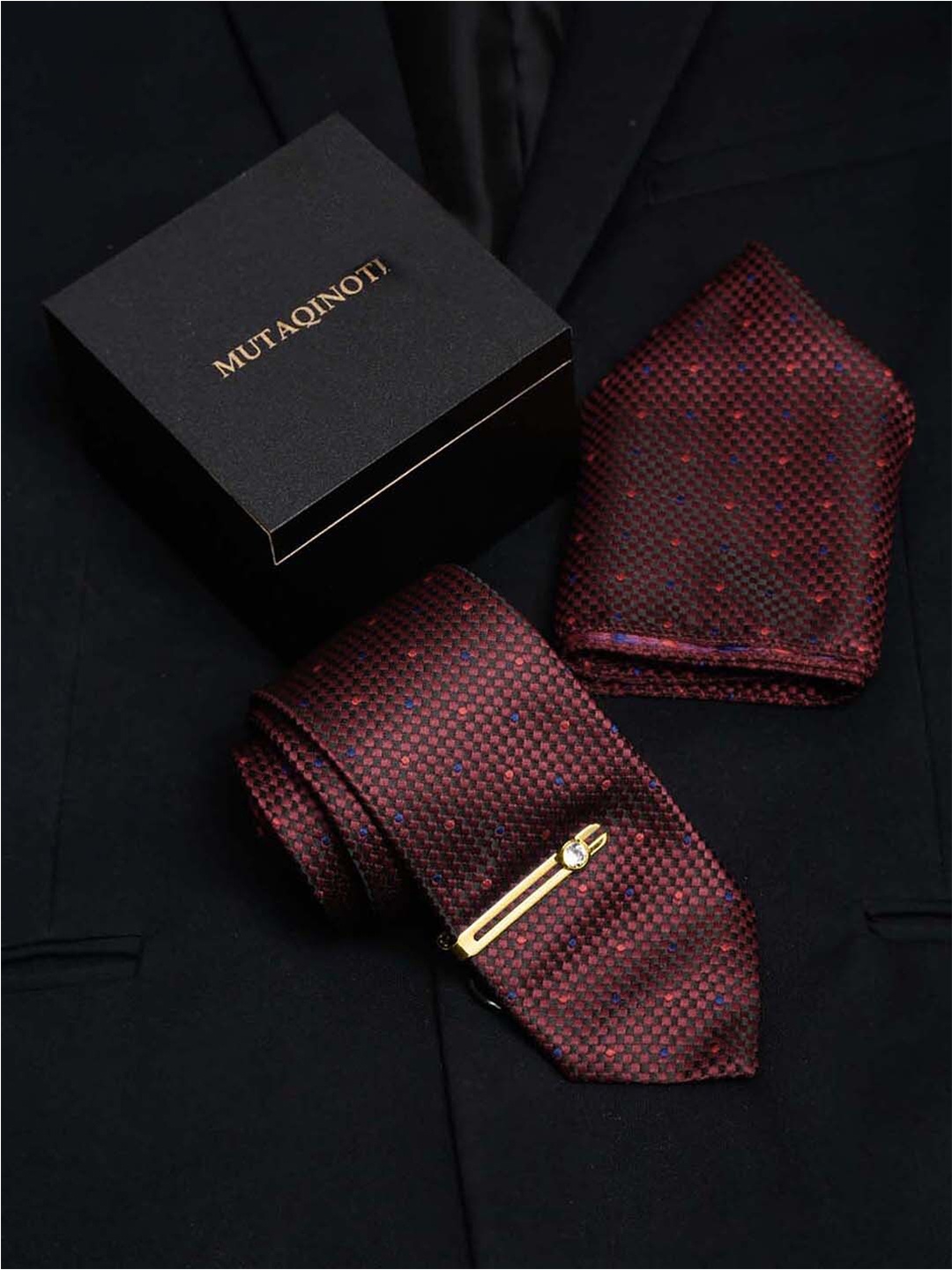 

MUTAQINOTI Set Of 3 Self Design Silk Necktie Accessory Gift Set, Maroon