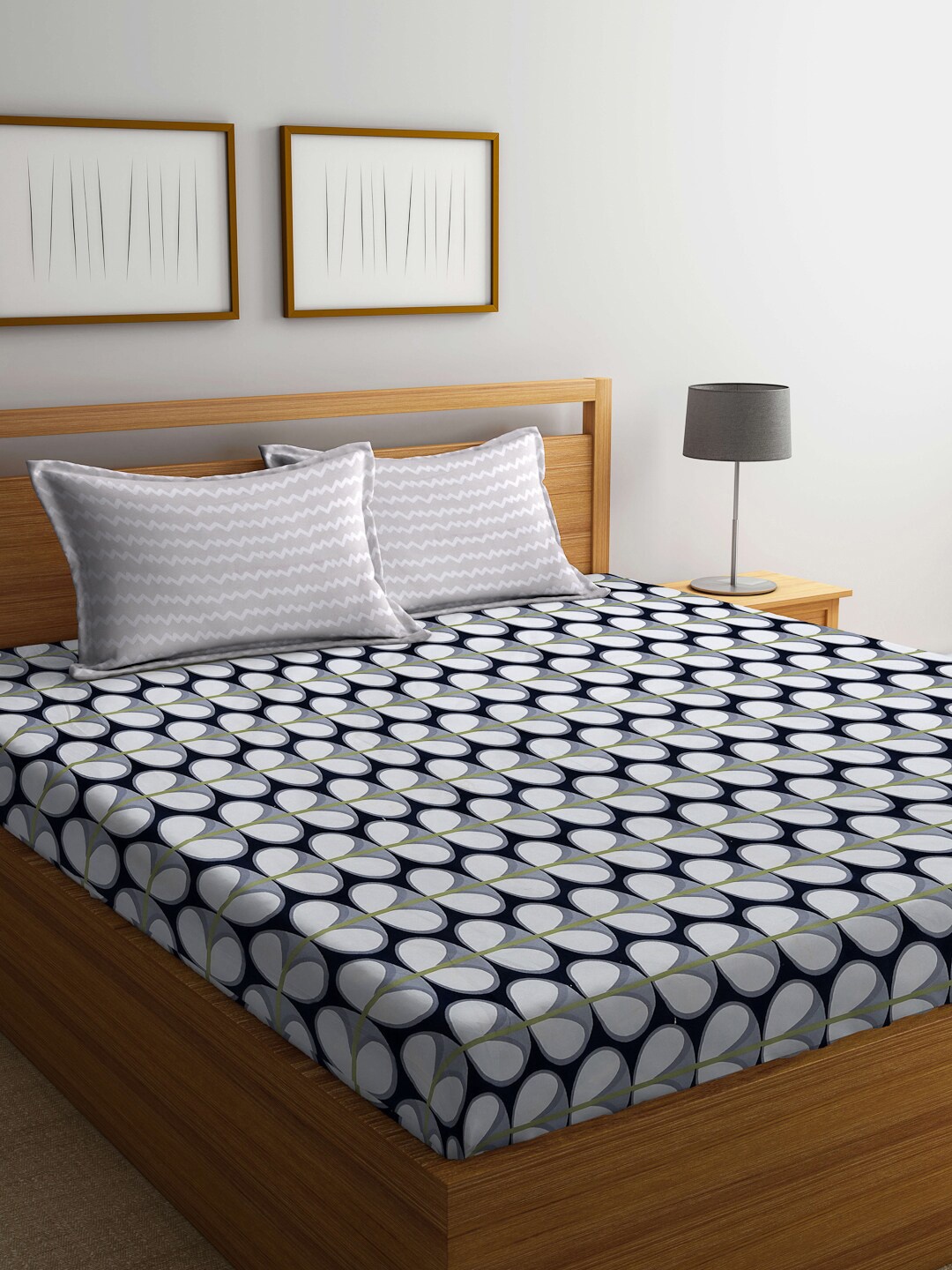 

KLOTTHE White & Blue Printed Cotton Blend 300 TC King Bedsheet & 2 Pillow Covers
