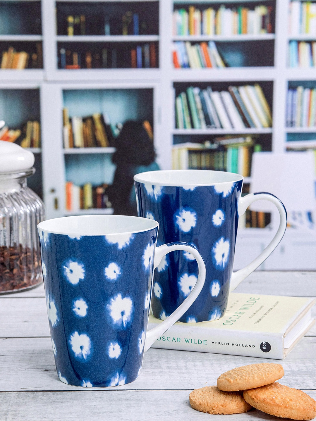 

GOODHOMES White & Blue 2 Pieces Printed Bone China Glossy Mugs - 360 ml each