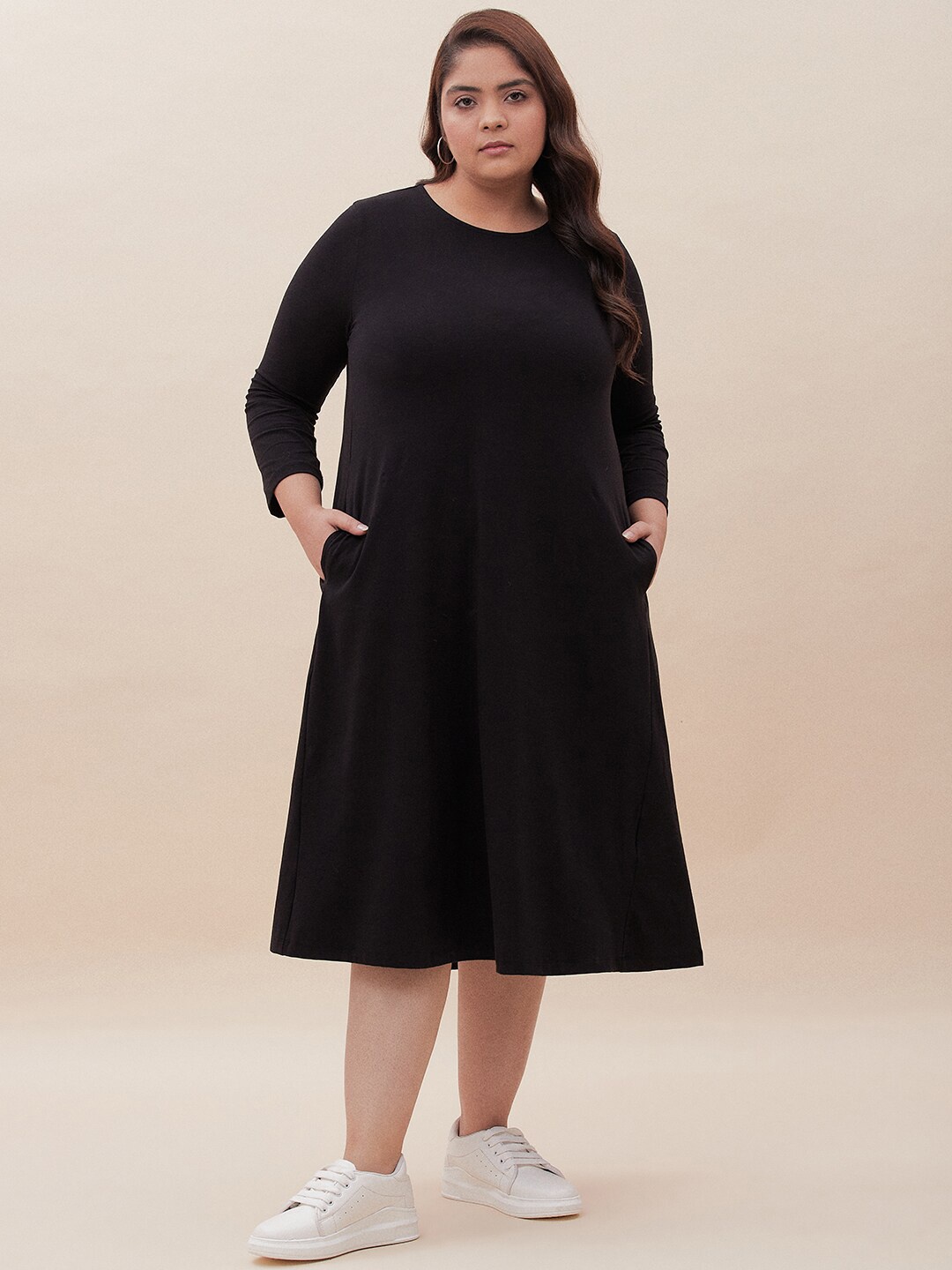 

Femella Plus Size Round Neck A-Line Midi Dress, Black