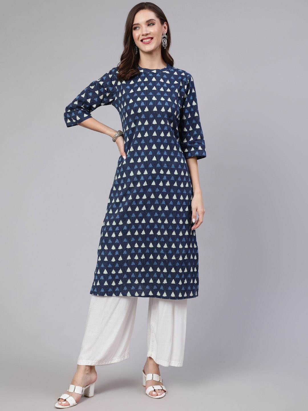 

Nayo Women Geometric Printed Round Neck Thread Work Pure Cotton A-Line Kurta, Blue