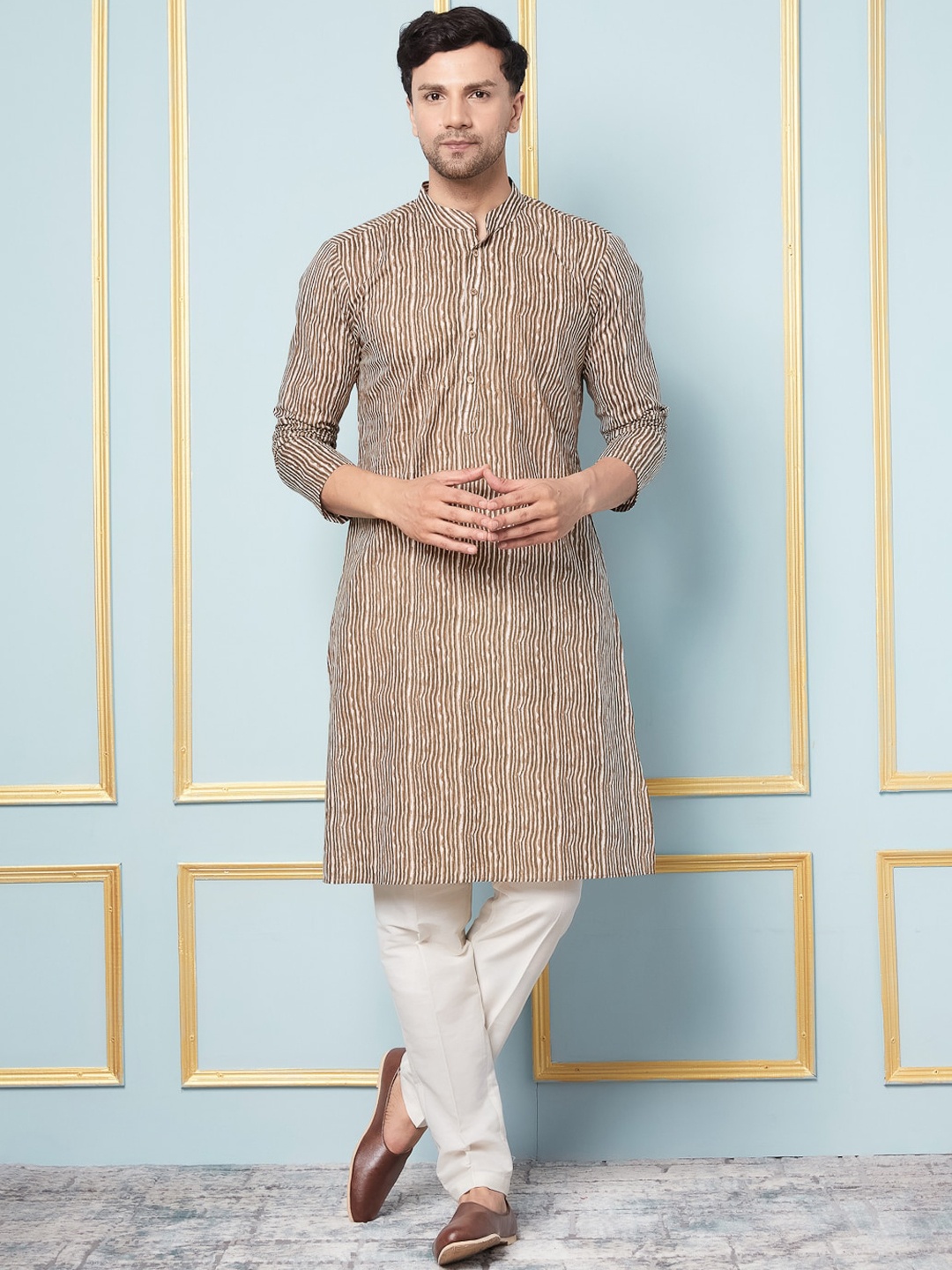 

See Designs Striped Mandarin Collar Three-Quarter Sleeves Cotton Kurta With Pyjamas, Brown