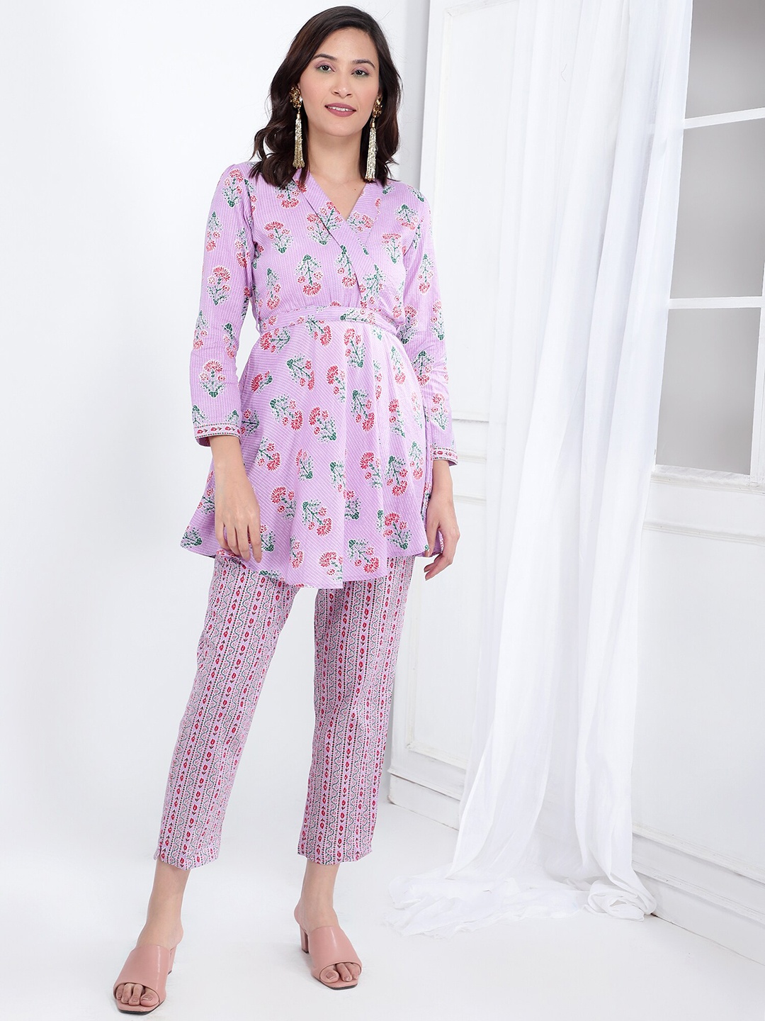 

Bani Women Floral Printed Tunic With Trouser, Purple