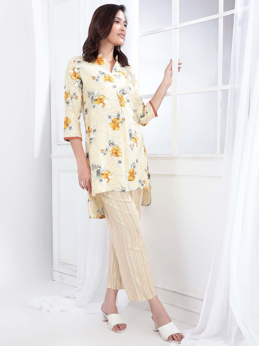 

Bani Women Mustard Yellow Printed Tunic With Trouser