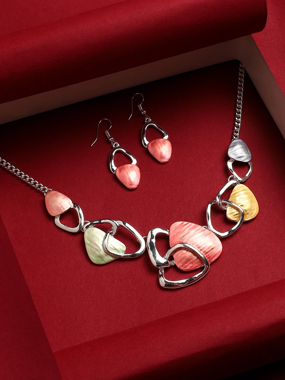 

SOHI Silver-Plated Abstract Jewellery Set