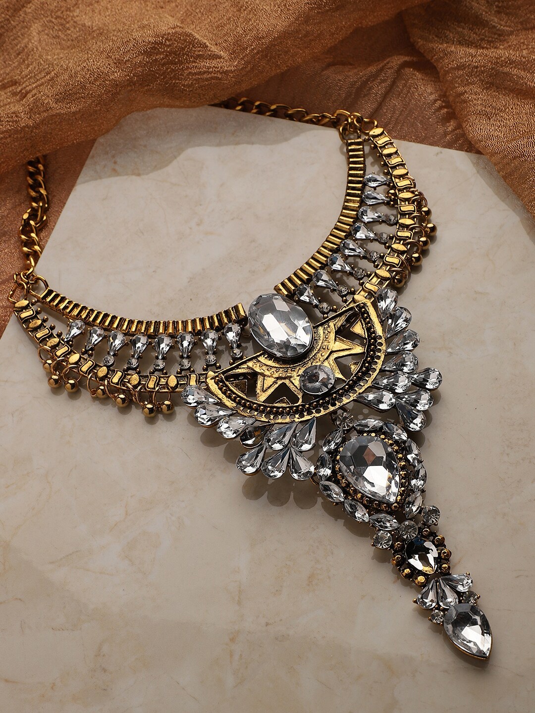 

SOHI Gold-Plated Necklace