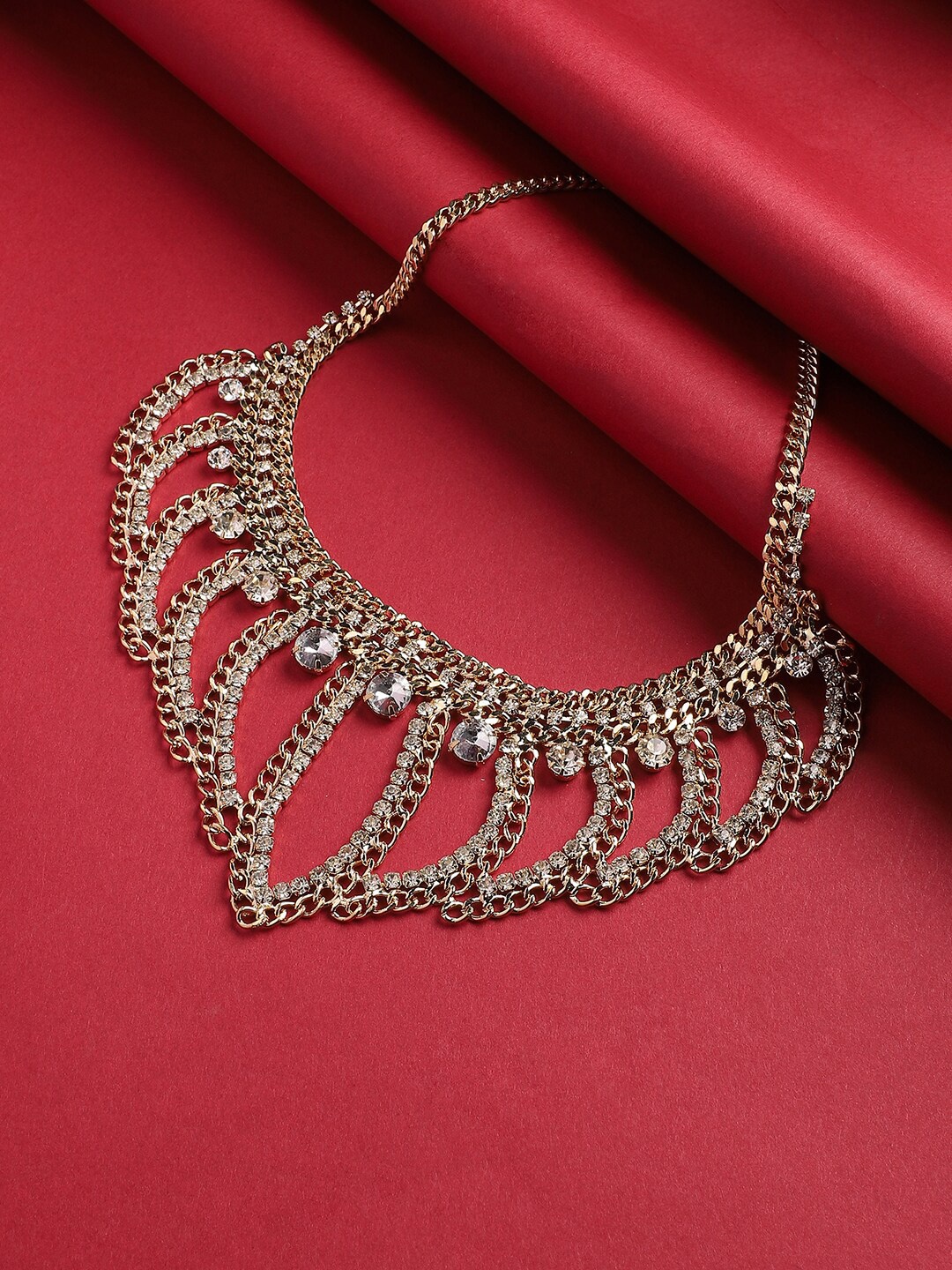 

SOHI Gold-Plated Necklace